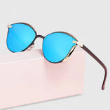 Rosemarie | Raffinierte Sonnenbrille