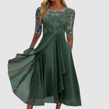 Leontýna - Elegantes Spitzenkleid