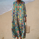 Figurschmeichelndes Sommerkleid mit Print