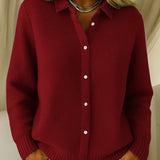 Adéla – Elegante Damenstrickbluse mit Knöpfen