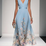Paula | Maxikleid aus Chiffon mit Blumen hellblau und V-Ausschnitt