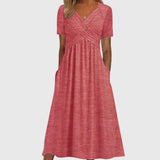 Malwina - Kleid, das die Silhouette betont
