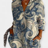 Bluse mit Knöpfen im floralen Muster