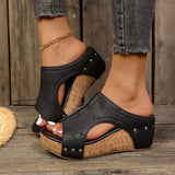 Eva-Mathilde | Lumi-Keilschuhe mit Nieten