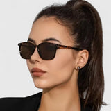 Mirjam | Raffinierte Sonnenbrille