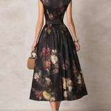 Greta | Midikleid plissiert aus Satin mit Blumenmuster schwarz