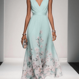 Paula | Maxikleid aus Chiffon mit Blumen hellblau und V-Ausschnitt