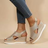 Anna-Caroline | Entspannte Keilsandalen